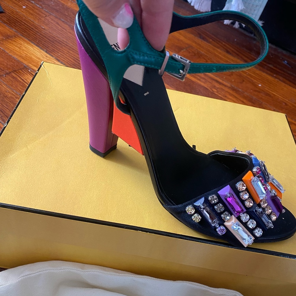Fendi shoes - Picture 12 of 12